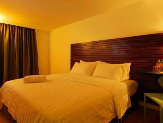 ทีพลัส โฮเทล ซันไก เปตานี Hotel สุไหงเปอตานี ภายนอก รูปภาพ